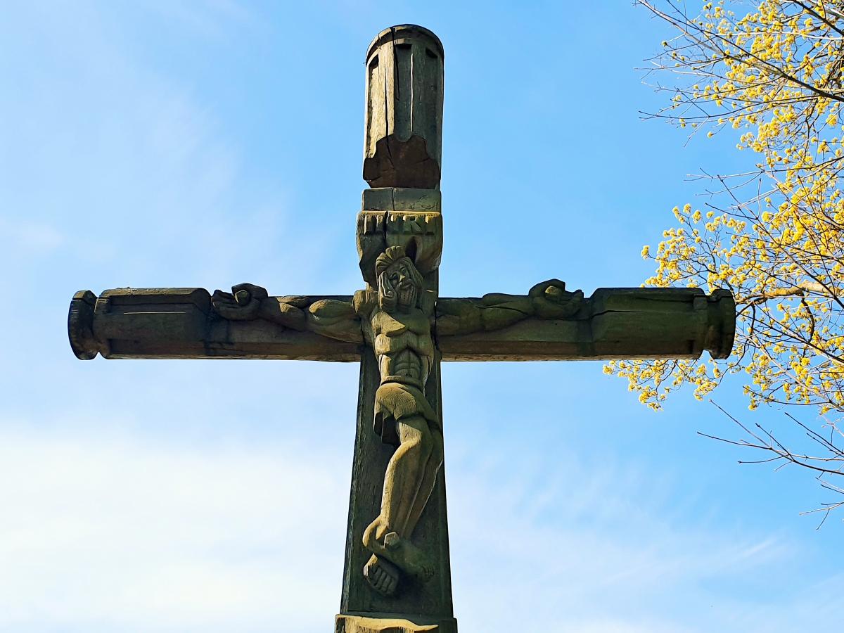 Kryžius Skrebotiškio bažnyčios parapijos 75 m. jubiliejui